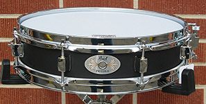 Pearl 3" x 13" Steel Piccolo snare - Model S-1330B